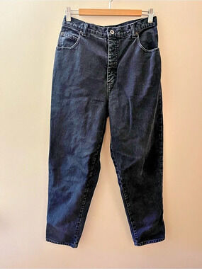 Vintage Attitude Straight Leg Jeans in washed Black